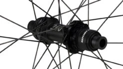 Dt-swiss XMC 1501 SPLINE 30 Carbon Boost Disc Center Lock 27,5" Laufradsatz 11 Dt-swiss XMC 1501 SPLINE 30 Carbon Boost Disc Center Lock 27,5" Laufradsatz -Fahrradzubehör 353496