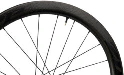 ZIPP 303 Firecrest® 650B Carbon Clincher Tubeless Disc 6-Loch Laufrad 6 ZIPP 303 Firecrest® 650B Carbon Clincher Tubeless Disc 6-Loch Laufrad -Fahrradzubehör 366482