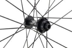Dt-swiss ARC 1100 DICUT 80/Scheibe Carbon Disc Center Lock 28" Laufradsatz 13 Dt-swiss ARC 1100 DICUT 80/Scheibe Carbon Disc Center Lock 28" Laufradsatz -Fahrradzubehör 425212
